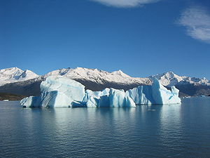 Iceberg floating in Lago Argentina broken off ... Iceberg floating in Lago Argentina broken off ...